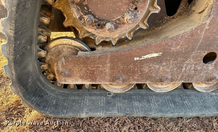 image for item EN2546 2012 Bobcat T750 tracked skid steer loader