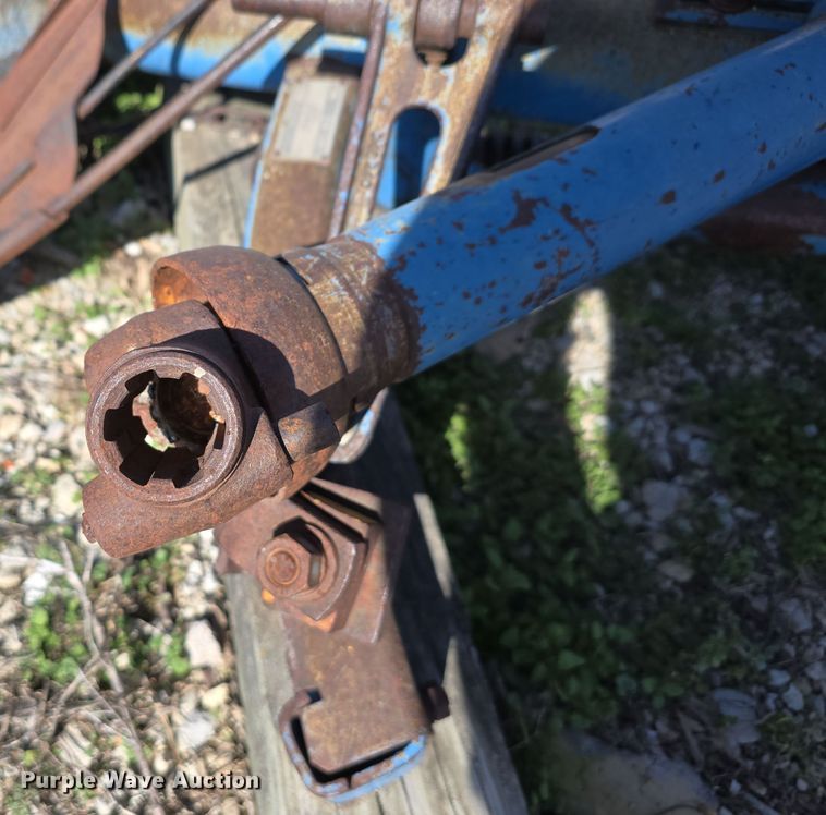 image for item EO1002 Tractor attachments