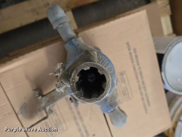 image for item EO1003 Turf sprayer