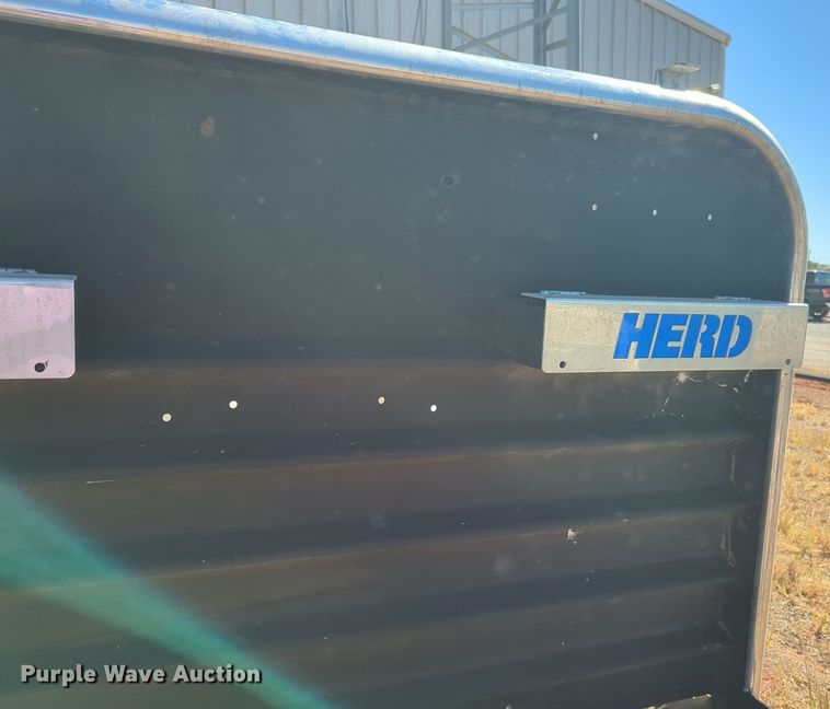 image for item EQ2386 Herd headache rack