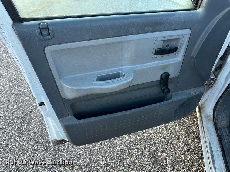 image for item ER8089 2005 Dodge Dakota Club Cab pickup truck