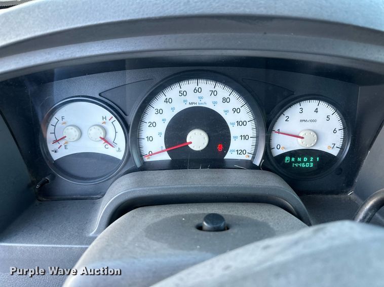 image for item ER8089 2005 Dodge Dakota Club Cab pickup truck