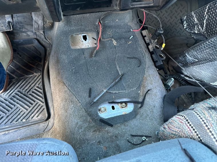 image for item ER8089 2005 Dodge Dakota Club Cab pickup truck