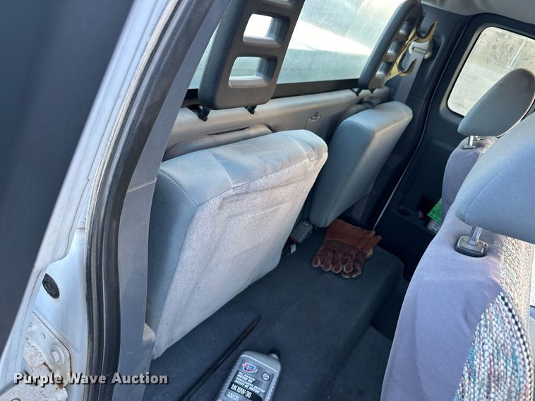 image for item ER8089 2005 Dodge Dakota Club Cab pickup truck