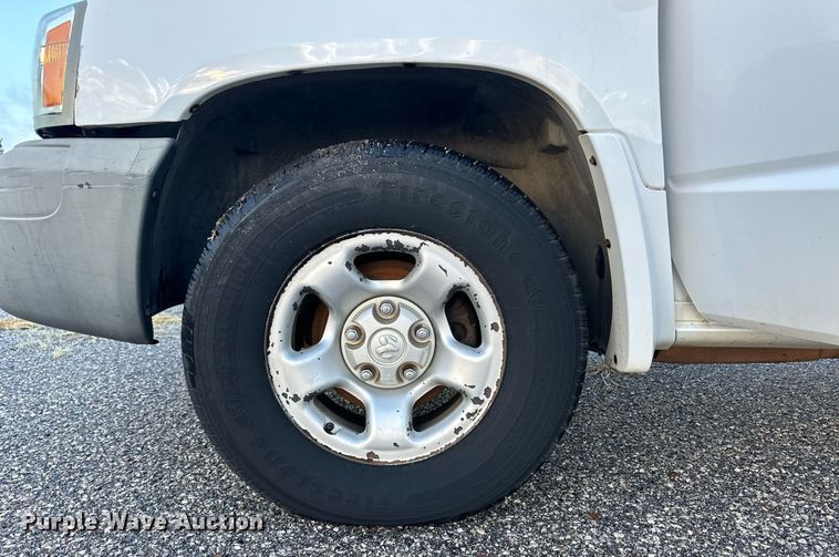 image for item ER8089 2005 Dodge Dakota Club Cab pickup truck