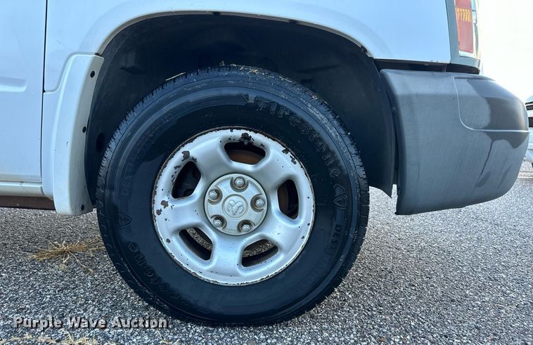 image for item ER8089 2005 Dodge Dakota Club Cab pickup truck