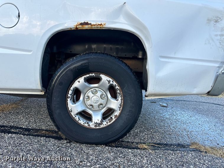 image for item ER8089 2005 Dodge Dakota Club Cab pickup truck