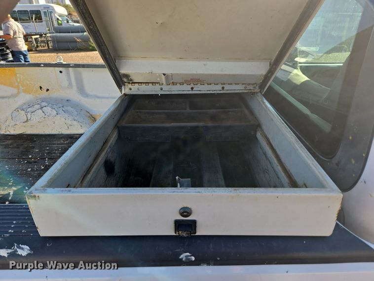 image for item ER8091 1999 Ford F150 pickup truck