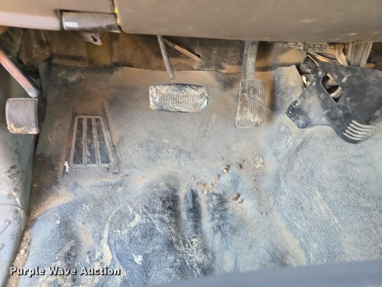 image for item ER8091 1999 Ford F150 pickup truck