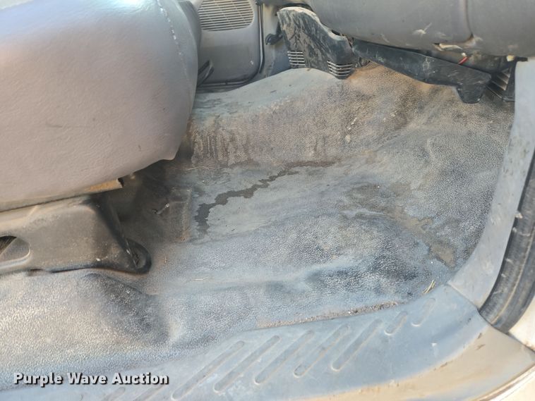 image for item ER8091 1999 Ford F150 pickup truck