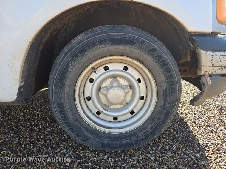 image for item ER8091 1999 Ford F150 pickup truck