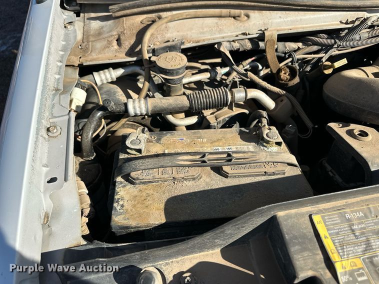 image for item ER8092 2009 Ford E450 shuttle bus