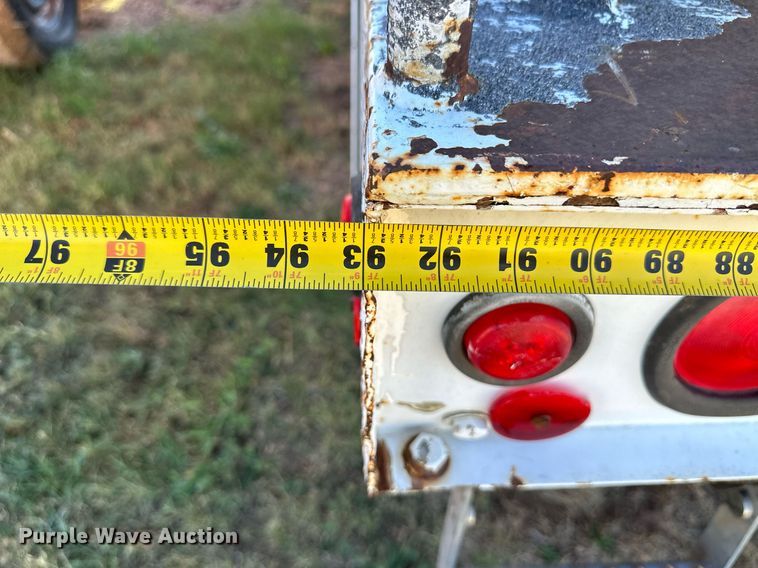 image for item ER8093 2004 Ford F550 Super Duty bucket truck