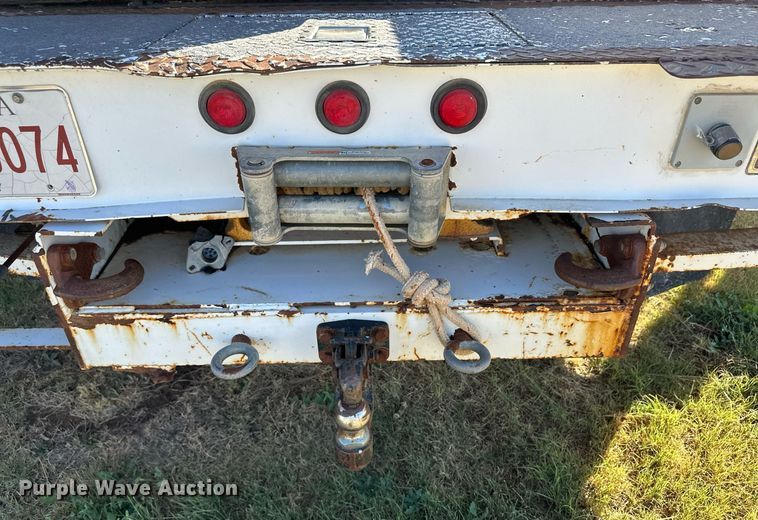 image for item ER8093 2004 Ford F550 Super Duty bucket truck