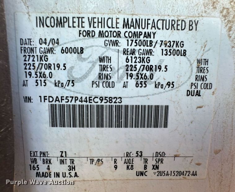 image for item ER8093 2004 Ford F550 Super Duty bucket truck