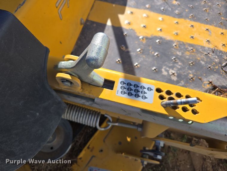 image for item ER8094 2014 Hustler Fastrak SD ZTR lawn mower