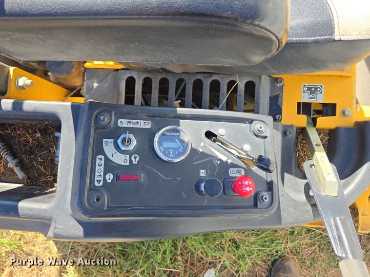 image for item ER8094 2014 Hustler Fastrak SD ZTR lawn mower