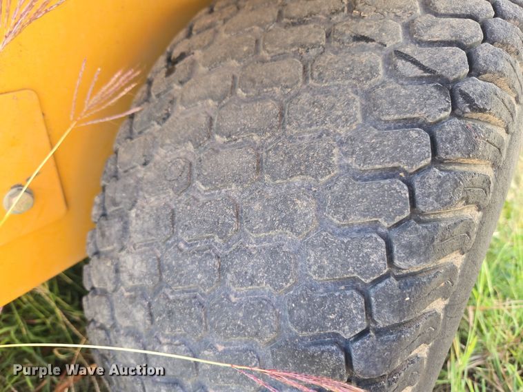 image for item ER8094 2014 Hustler Fastrak SD ZTR lawn mower