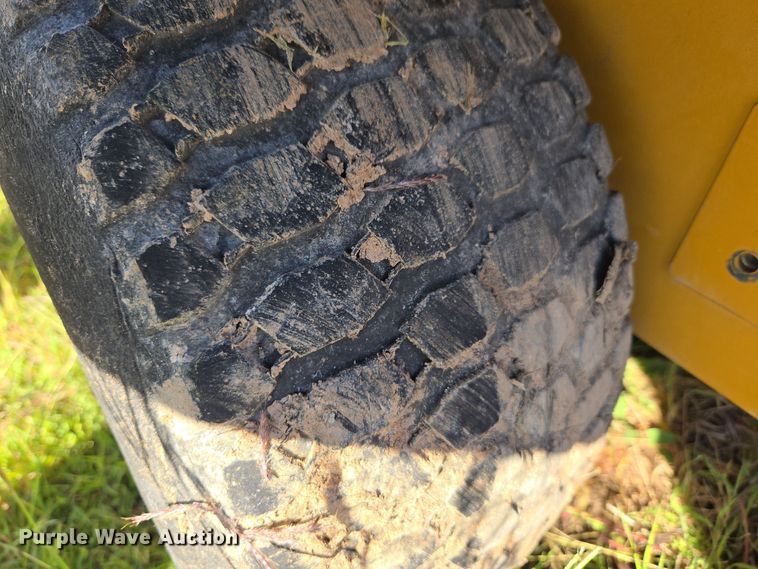 image for item ER8094 2014 Hustler Fastrak SD ZTR lawn mower