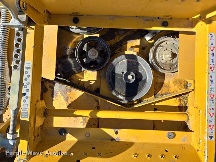 image for item ER8096 2014 Hustler Super Z ZTR lawn mower