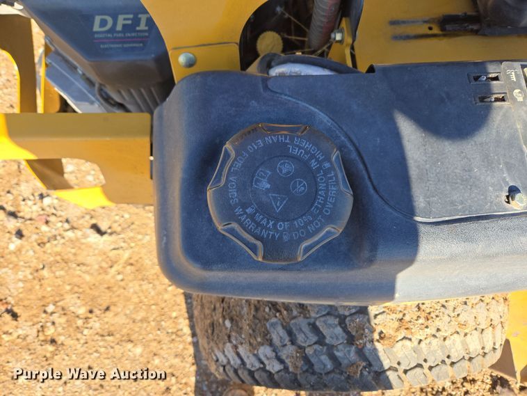 image for item ER8096 2014 Hustler Super Z ZTR lawn mower