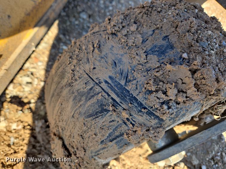 image for item ER8096 2014 Hustler Super Z ZTR lawn mower