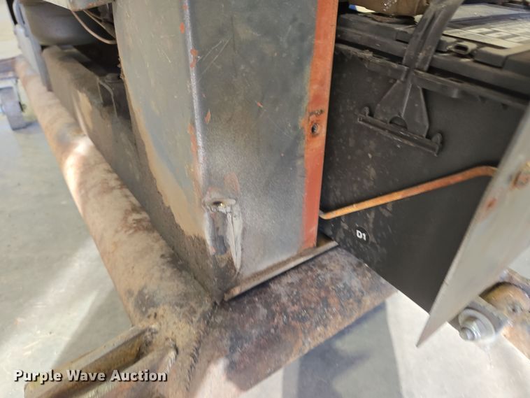 image for item ER8098 Lincoln SA-200 F-163 welder