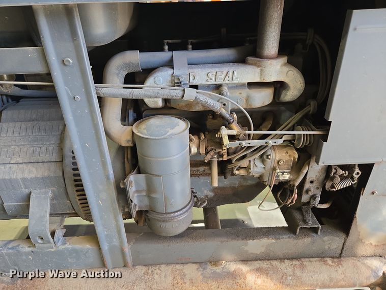 image for item ER8098 Lincoln SA-200 F-163 welder