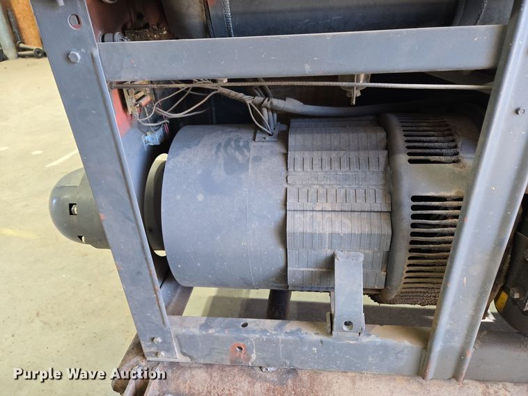 image for item ER8098 Lincoln SA-200 F-163 welder