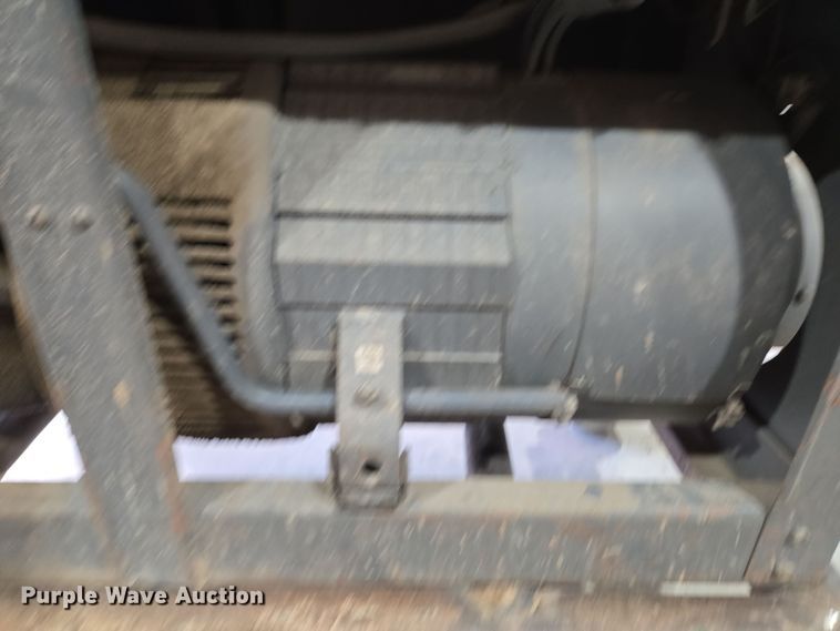 image for item ER8098 Lincoln SA-200 F-163 welder