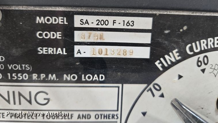 image for item ER8098 Lincoln SA-200 F-163 welder