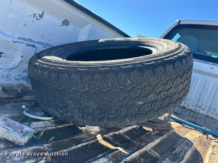 image for item ER8100 2013 Ford F150 SuperCab pickup truck