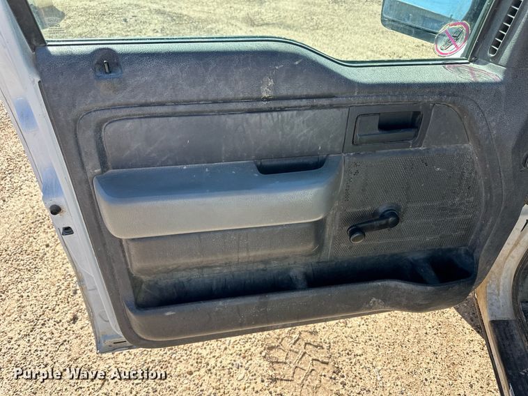 image for item ER8100 2013 Ford F150 SuperCab pickup truck