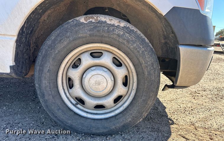 image for item ER8100 2013 Ford F150 SuperCab pickup truck