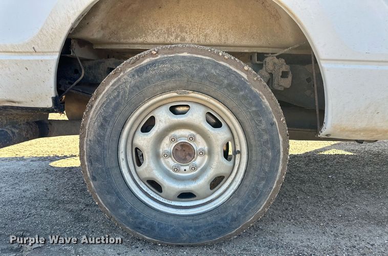 image for item ER8100 2013 Ford F150 SuperCab pickup truck