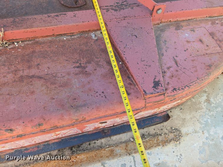 image for item ER8102 1997 New Holland 3930 tractor