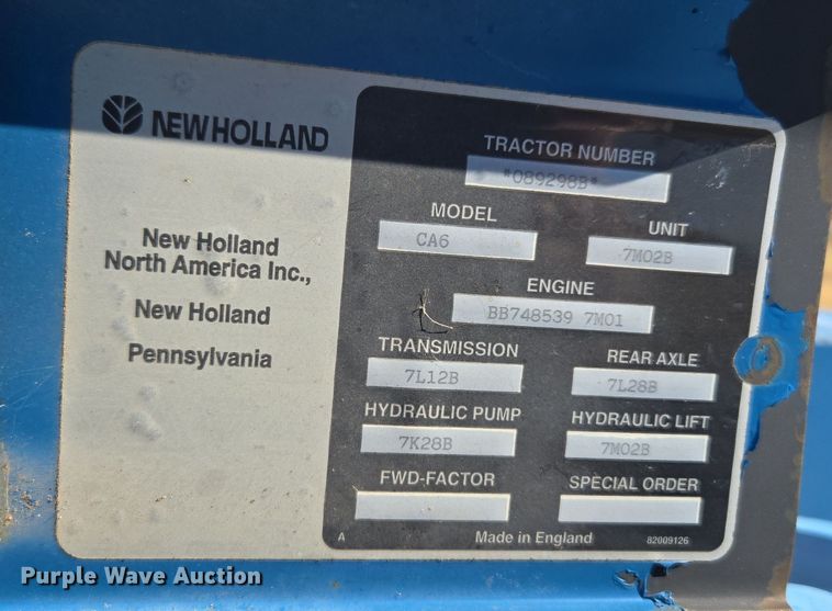 image for item ER8102 1997 New Holland 3930 tractor