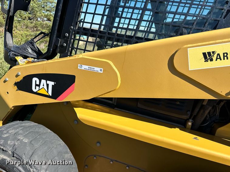 image for item ER8103 2010 Caterpillar 252 B2 skid steer loader