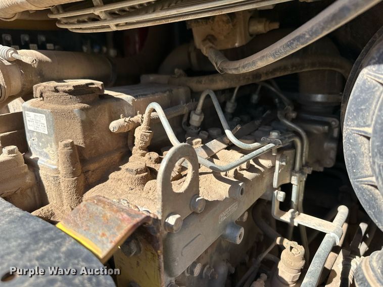 image for item ER8103 2010 Caterpillar 252 B2 skid steer loader