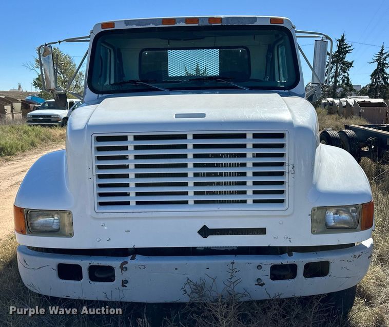 image for item ER8106 1997 International 4700 dump truck