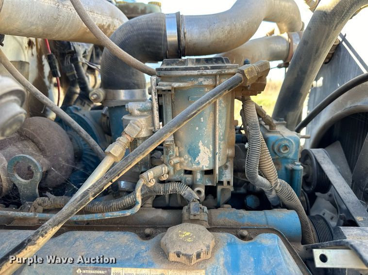 image for item ER8106 1997 International 4700 dump truck