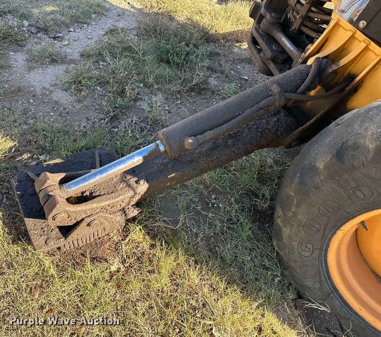 image for item ER8108 1996 Case 580L backhoe