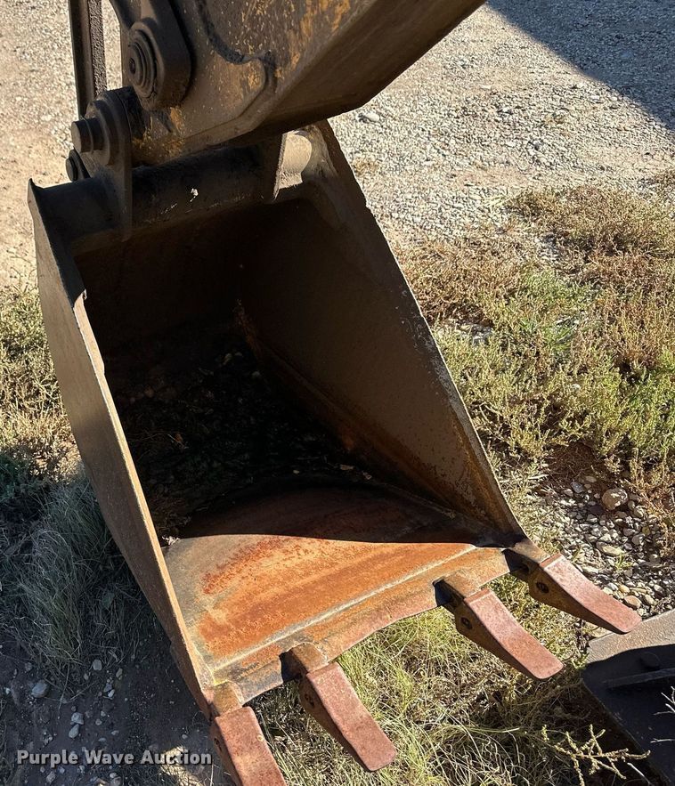 image for item ER8108 1996 Case 580L backhoe