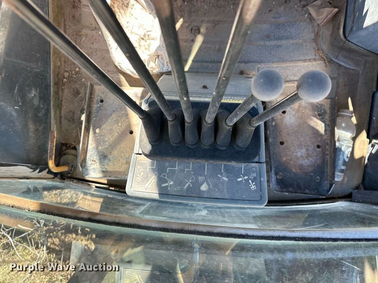 image for item ER8108 1996 Case 580L backhoe