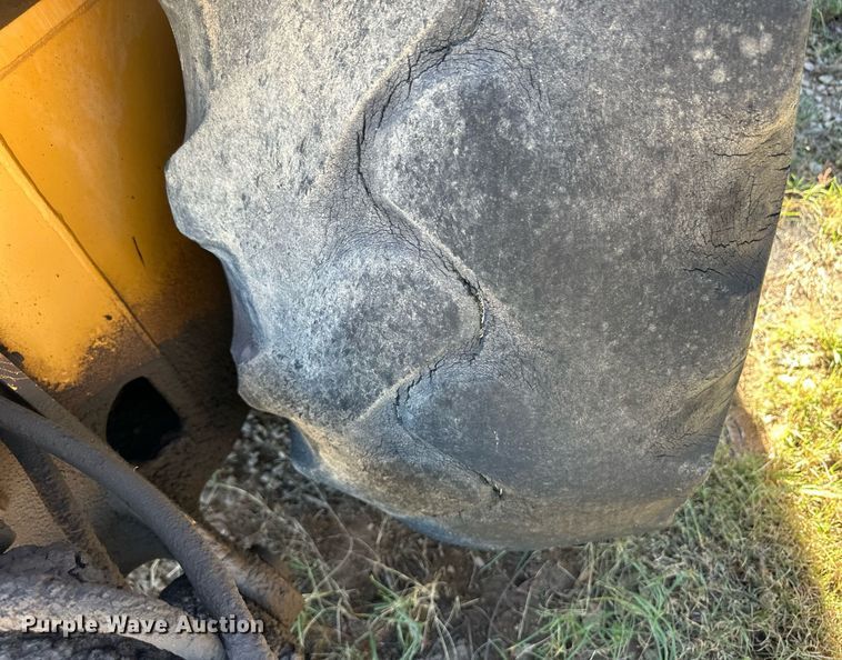 image for item ER8108 1996 Case 580L backhoe