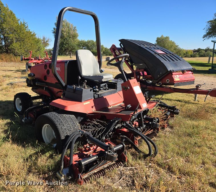 image for item ER8109 Toro Reelmaster 5500D reel mower