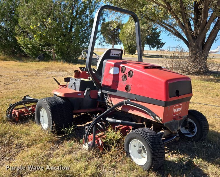 image for item ER8109 Toro Reelmaster 5500D reel mower