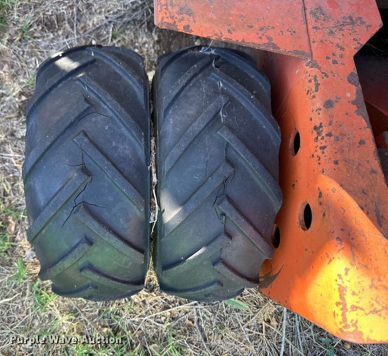 image for item ER8110 Ditch Witch VP12 cable plow