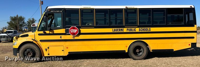 image for item ER8115 2013 Freightliner B2B school bus