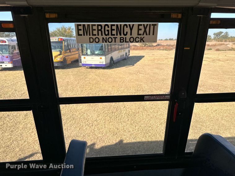 image for item ER8115 2013 Freightliner B2B school bus